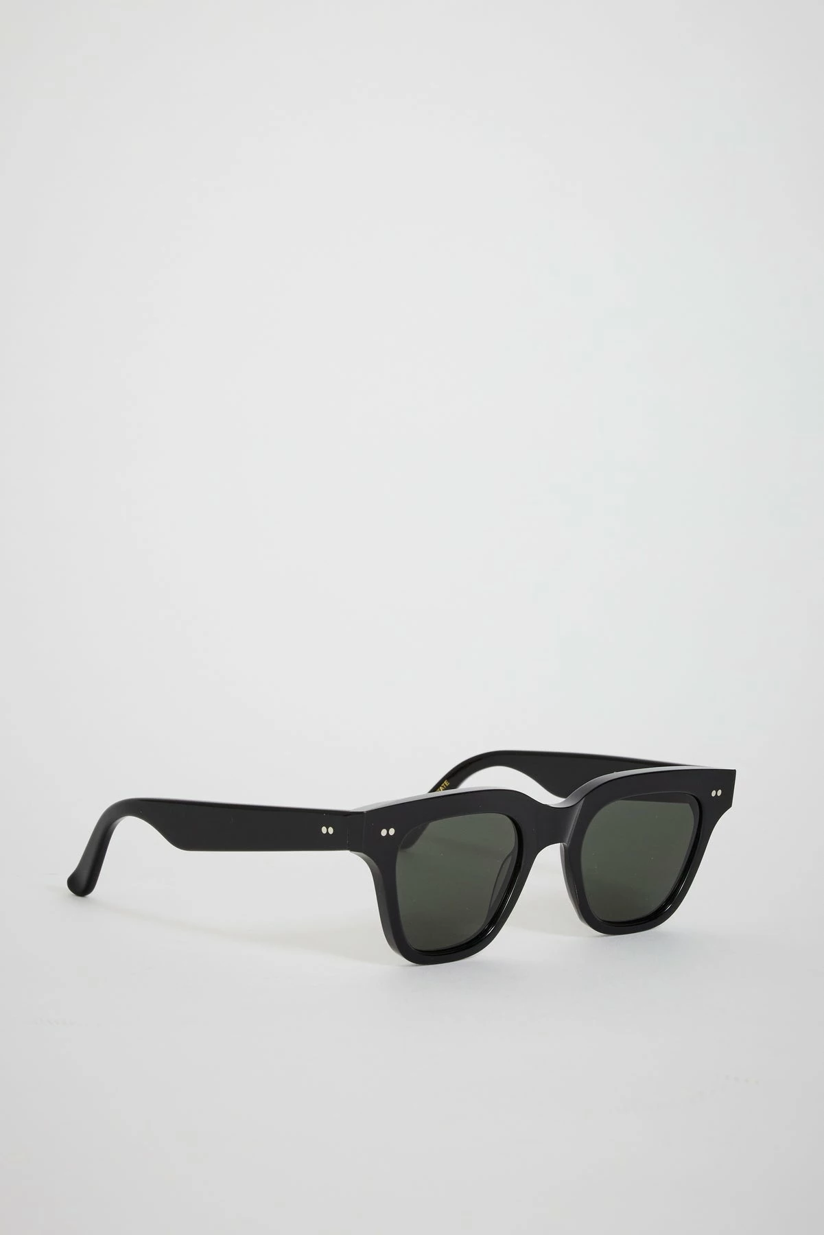 Ellis Black | Green Solid Lens - Image 2
