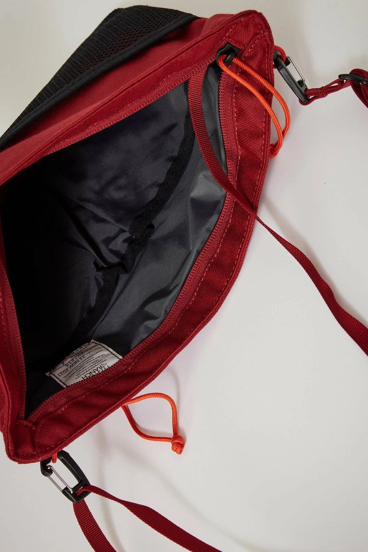 Street Market Garnet - Image 4